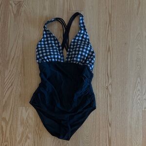 Cupshe L checkered black and white strappy 1 piece bathing suit